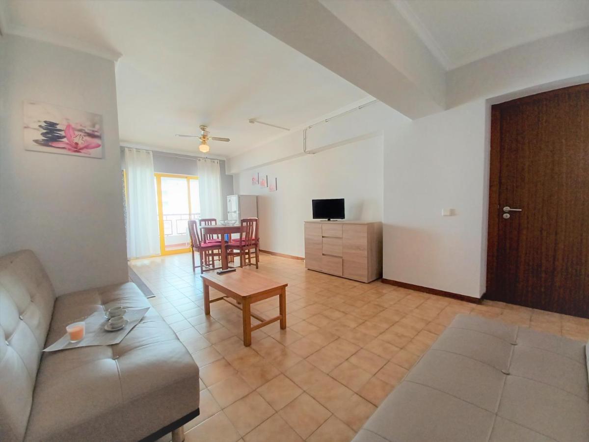 Clube Da Rocha Apartment